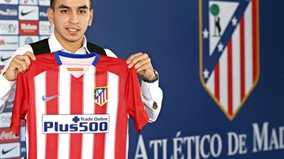 مدرب منتخب الأرجنتين يشيد بتألق بديل «ميسي»