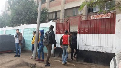 بدء امتحان اللغة العربية لطلاب 