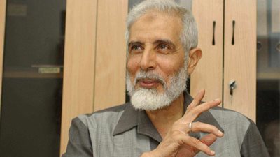 «المواجهة».. 4 مجموعات قتالية لتهريب قادة الإخوان والمعزول.. السيناريو وضعه محمود عزت بالتعاون مع «القاعدة».. المسلحون يتمركزون بـ«الجيزة والقاهرة والإسكندرية».. «ال