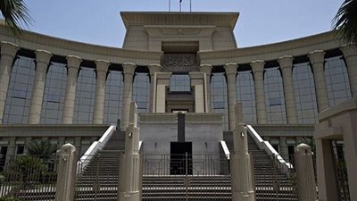 «الدستورية» تسمح لمندوبي الصحف بحضور جلسات الطعن على قانون التظاهر