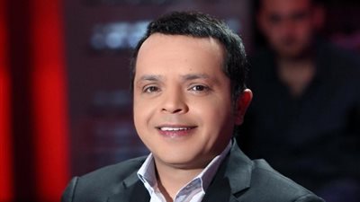 «الخطة العامية» يؤجل مسلسل محمد هنيدي «أبيه فتحي»