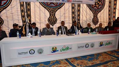 محافظ الفيوم يُسلّم مفاتيح 30 منزلاً للفئات المستحقة بعد إعادة تأهيلها | صور