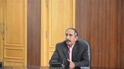 سكرتير محافظة البحر الأحمر يناقش مشروعات تطوير العشوائيات وترقيم الشوارع والمنازل