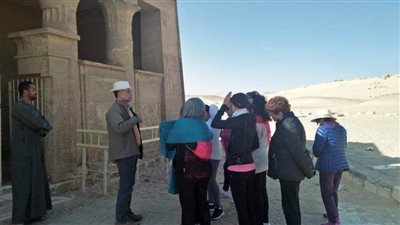 100 ألف سائح من الأجانب والعرب زاروا المناطق الأثرية في المنيا خلال 2019 | صور