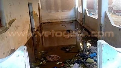 منشية السلام بالإسماعيلية تغرق في مياه الصرف الصحي