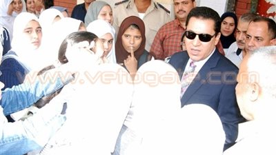 بالصور.. استبعاد مديرة مدرسة بديرب نجم بالشرقية لإهمالها في العمل