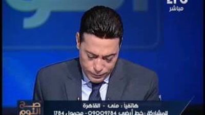 بالفيديو.. «الغيطي» ينهار من البكاء على الهواء بسب حادث مركب رشيد