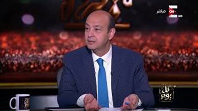 بالفيديو.. مشادة ساخنة بين عمرو أديب ونقيب الزبالين على الهواء