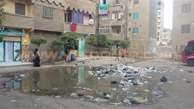 بالصور.. أهالي «المساكن» بطوخ يستغيثون من الغرق في الصرف الصحي