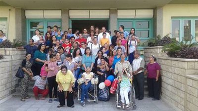 «باخوم» يشيد بجهود إدارة «سيدة السلام» لذوي الاحتياجات الخاصة