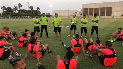 المقاولون يواصل تدريباته استعدادا لمواجهة طلائع الجيش