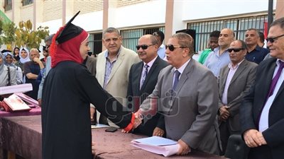 بالفيديو.. محافظ الإسماعيلية: تحية العلم ضرورة لغرس روح الانتماء