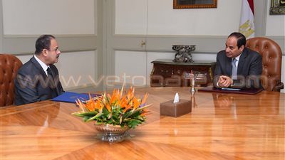 السيسي في لقائه وزير الداخلية.. يطالب بتأمين العملية الانتخابية.. يوجه بالالتزام التام بالحيدة.. وتوفير المناخ الآمن لإدلاء الناخبين بأصواتهم.. يشدد على أهمية التيسير على المواطنين وحسن معاملتهم
