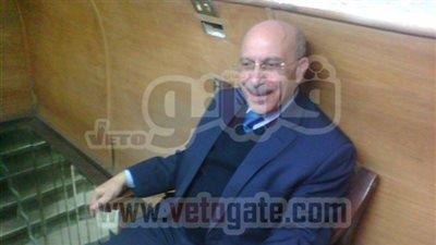 رئيس شعبة الذهب: الكريسماس يفشل في إخراج السوق من الركود