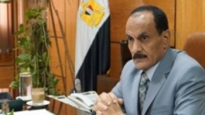 رئيس جامعة أسيوط يصدر قرارات بشأن تسيير العمل بالكليات