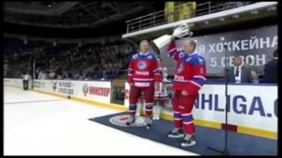 بالفيديو..بوتين يحتفل بعيد ميلاده الـ 63 بمباراة للهوكي