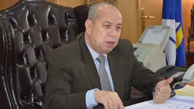 «إسماعيل طه».. من هندسة الكمبيوتر لديوان محافظة كفر الشيخ