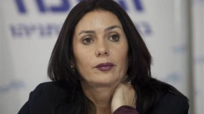 5 مواقف ترصد الحرب المشتعلة بين وزيرة الثقافة الإسرائيلية والنخبة