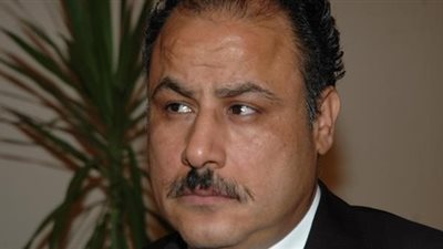 ناصر أمين بمكتب النائب العام لمتابعة منعه من السفر