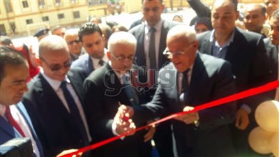 بالصور.. وزير التعليم ومحافظ بورسعيد يفتتحان مبنى بمدرسة القناة