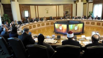 المثقفون يرحبون بإعلان الإخوان جماعة إرهابية.. فؤاد: قرار صائب لعدم عرقلة الاستفتاء على الدستور.. شمة: يشهد ردود فعل دولية واسعة.. عبد المجيد: يفقد الإخوان الكثير من المتعاطفين معهم