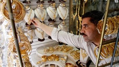 استقرار أسعار الذهب.. وعيار ٢١ يسجل ٦٣٧ جنيها للجرام