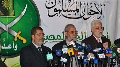 أمنيون وقانونيون يرحبون بإعلان الإخوان «جماعة إرهابية».. «أمين»: يجب «إبادة» كل من يقتل ويروع المصريين.. «قطرى»: أساليب جديدة في التعامل مع الإرهابيين.. «ا