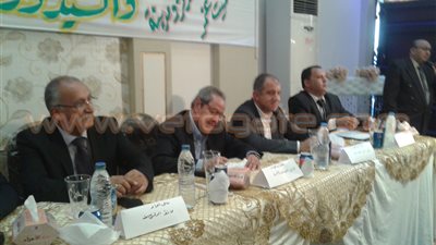 بالفيديو والصور..وزير الصناعة ومحافظ الدقهلية يلتقيان مستثمري ميت غمر