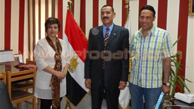 بالصور.. رئيس مدينة دهب يُكرم «الغيطي»