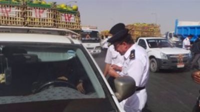 «مرور الجيزة» تضبط 5 حالات تعاطي مواد مخدرة على الطرق