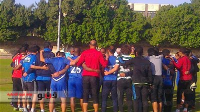 بالصور.. جلسة تعارف بين تيجانا ولاعبى الإنتاج