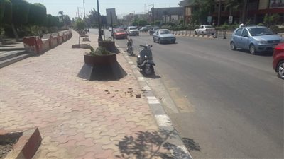 شباب السويس يودعون المحافظ بـ«القلل» (صور)