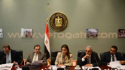 وزيرة التعاون الدولي ترأس اجتماع بعثة البنكين الدولي والأفريقي