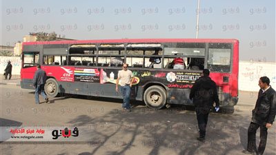 الأهالي يهرعون إلى مدرسة الملك فهد لاصطحاب أبنائهم بعد انفجار 