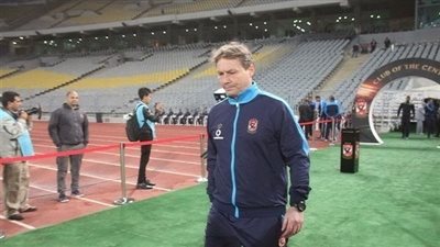 جلسة تنسيقية بين «ليندمان» وطبيب الأهلي