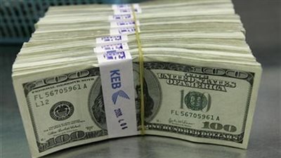 ارتفاع الدولار إلى 6.92 جنيهات بالبنوك وصعود اليورو