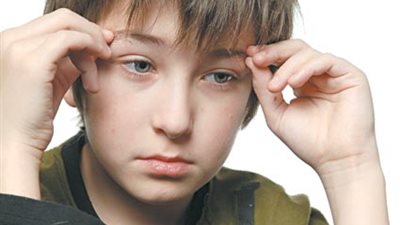 باحثون بريطانيون: تواصل مع طفلك فى المساء بمجموعة من الأسئلة