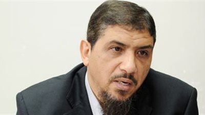 يسري حماد يكشف سبب انسحاب حزب الوطن من «دعم المعزول»