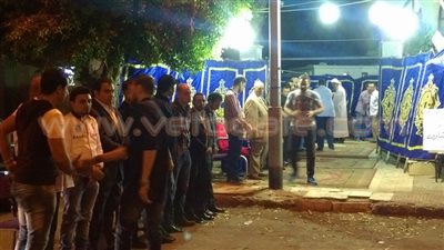 بالصور.. بدء عزاء المخرج أحمد الفيشاوي وغياب تام من الفنانين