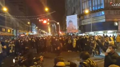 الشارع الإيراني يشتعل بعد اعتراف الحرس الثوري بإسقاط الطائرة الأوكرانية| فيديو