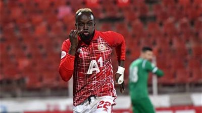 آخر تطورات مفاوضات الأهلى مع مهاجم 