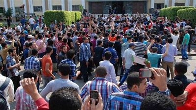 الجماعة تعبث بالجامعات.. 