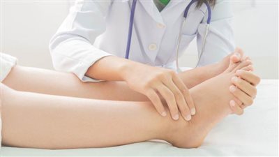 4 أسباب وراء تورم القدمين