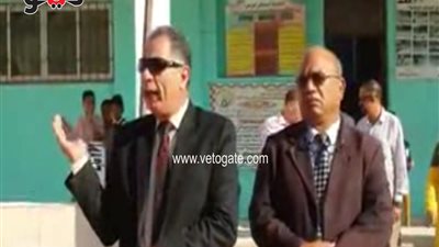 بالفيديو.. وكيل تعليم دمياط يطالب أولياء الأمور بعدم دخول الفصول