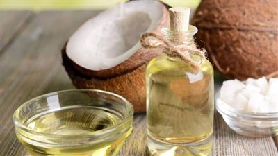 زيت جوز الهند أفضل علاج لكل مشاكل الشعر