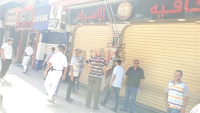 أمن الإسكندرية يغلق ٦ كافيهات غير مرخصة (صور)