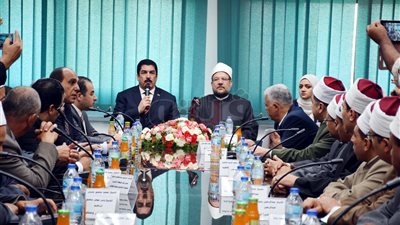 الأوقاف: سداد مصروفات ٢٠٠٠ طالب من المتفوقين بالجامعات الحكومية