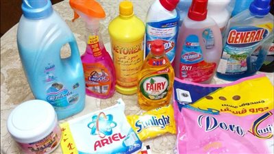 إعدام ومصادرة منظفات مجهولة المصدر في المرج