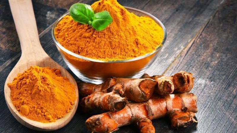 عشبة الكركمين
