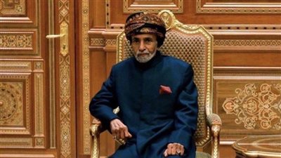 رئيس الوزراء يغادر إلى مسقط لتقديم واجب العزاء في وفاة السلطان قابوس